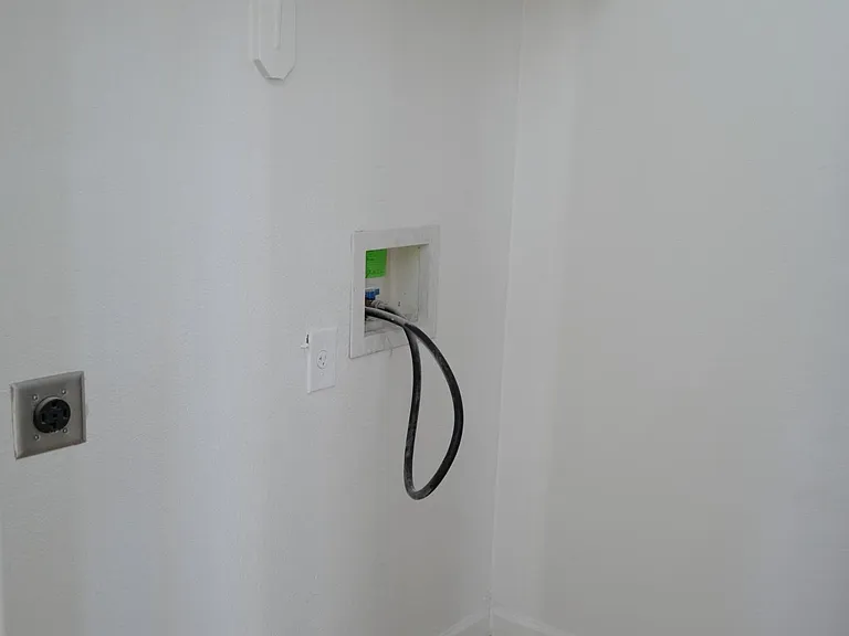 1722 W Carol Ave #2 — Photo 19