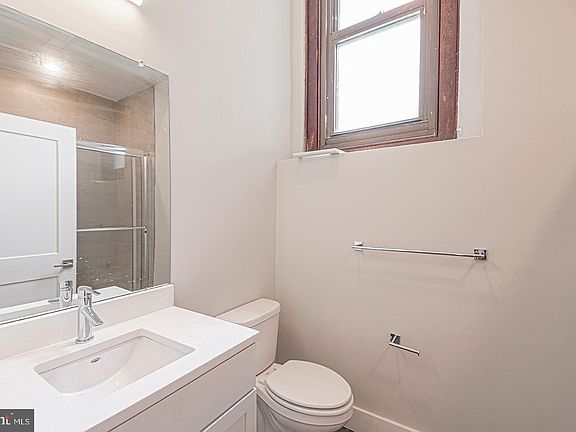 3rd image of 1334 S 19th St Unit 301