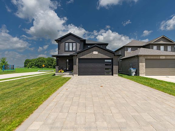 2nd image of 150 Gilmour Dr