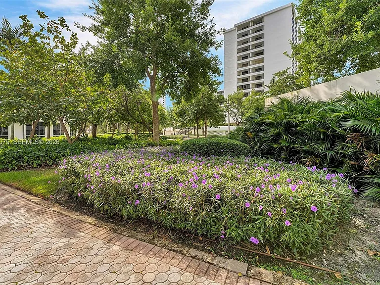 600 Three Islands Blvd #1615 — Photo 40