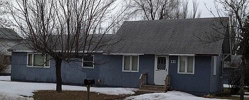 2nd image of 131 11th Ave