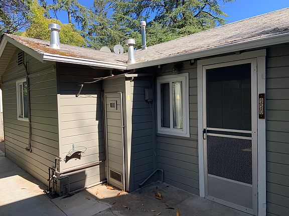 4th image of 950 Hunt Ave