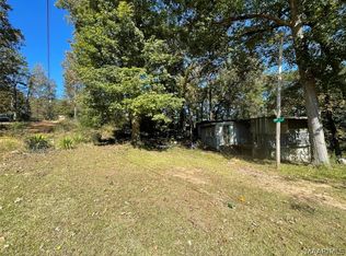 141 Barrett Dr, Deatsville, AL 36022