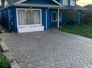712 Thomas Dr, Richmond, CA 94806
