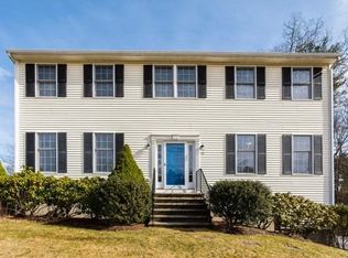 10 Old Quarry Rd, Wrentham, MA 02093