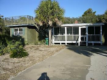 1st image of 425 E Gulf Beach Dr