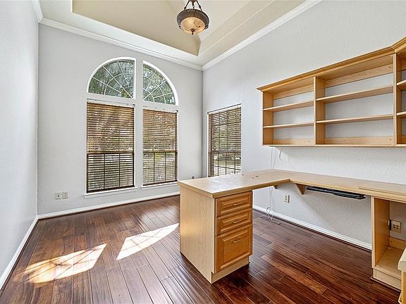 5th image of 23103 Redberry Ln
