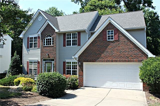 1st image of 125 Steamboat Dr