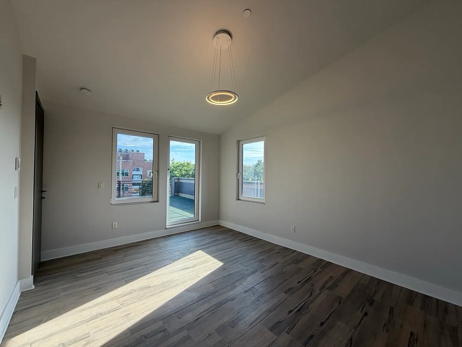2478 East 11th Street — Photo 4