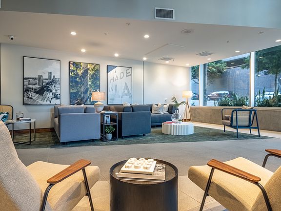 2nd image of 1111 Wilshire Blvd APT 641