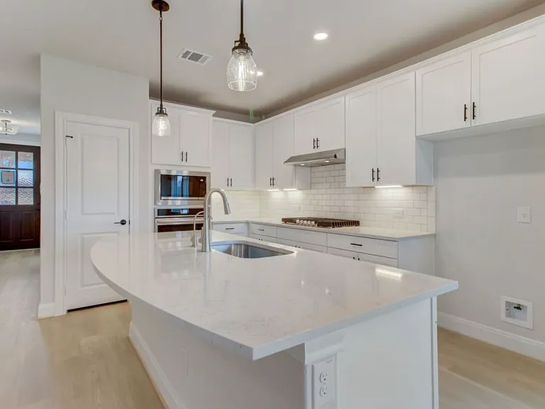 2623 Suncadia Ln — Photo 8