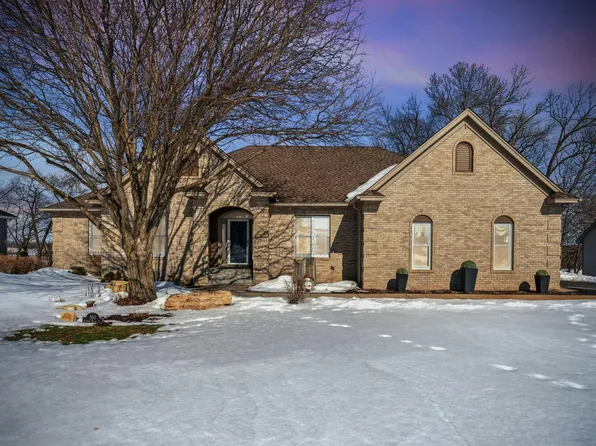 100 Fairway Ridge Ct, Mound, MN 55364