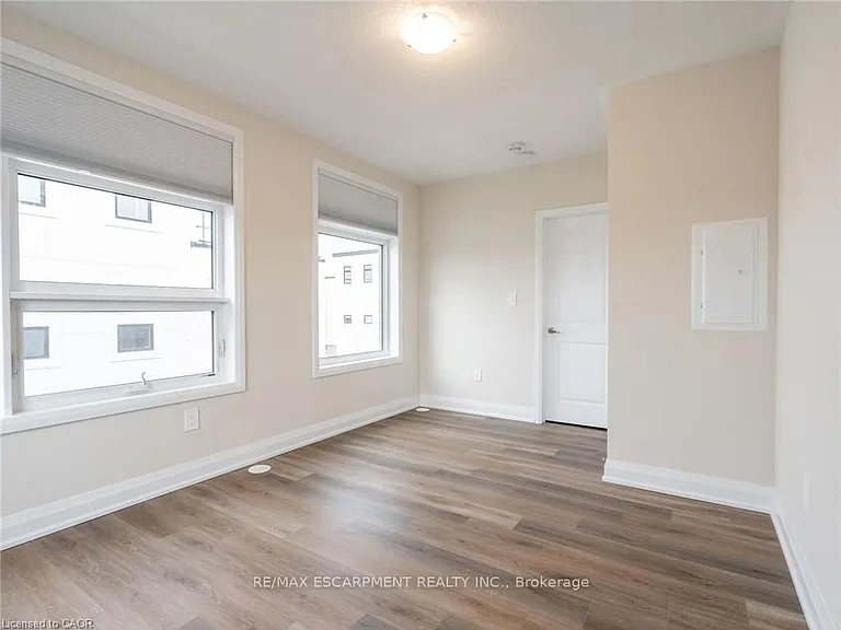 1585 Rose Way #119 — Photo 21