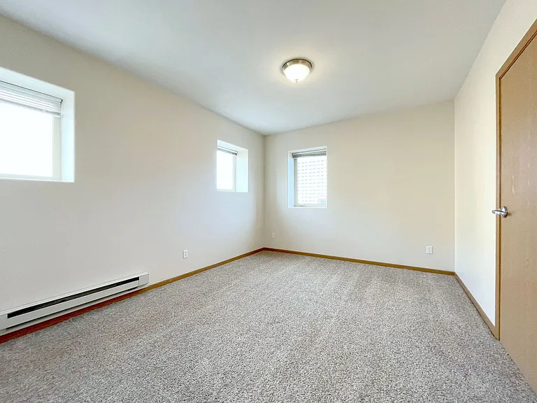 Apartments on Main - Live the Downtown Lifestyle — Photo 18