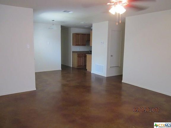 4th image of 2923 Starlight Dr