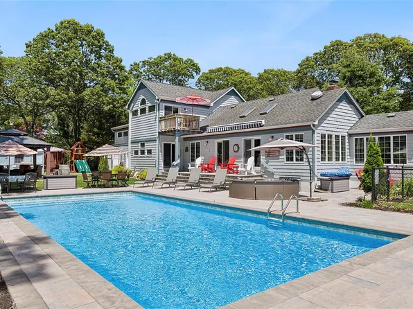 205 Pine Ave, Southold, NY 11971