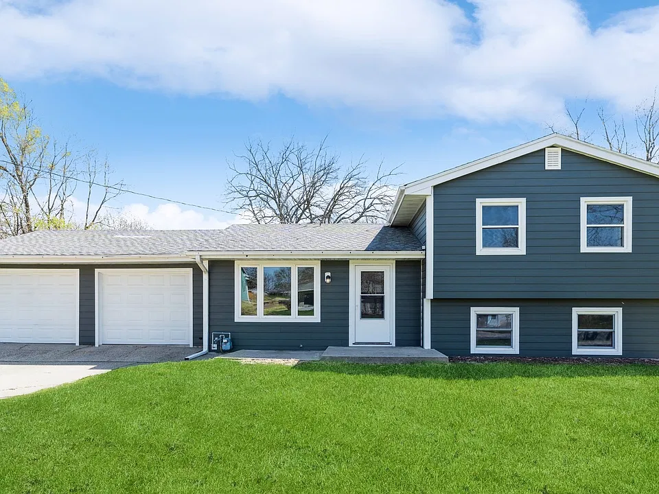 301 N Pleasant Hill Blvd