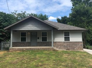 520 S Warren Ave, Springfield, MO 65806