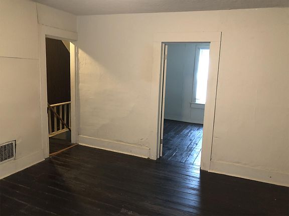 4th image of 761 N Tremont St