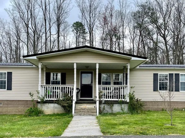 14 Cashwell St, Fayetteville, WV 25840