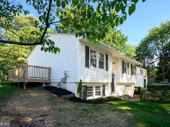3rd image of 10705 Faulkner Ridge Cir
