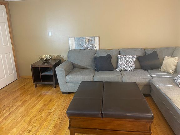 3rd image of 4305 W Termunde Dr