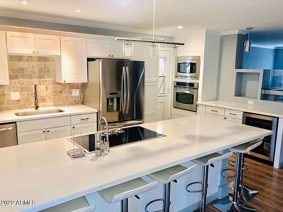 2nd image of 3016 E Corrine Dr