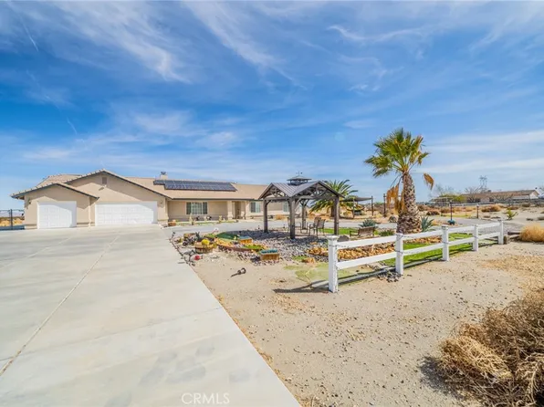 15171 Sheep Creek Rd, Phelan, CA 92371