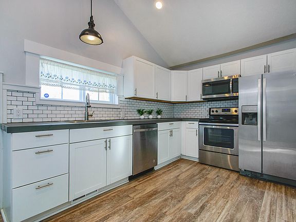 4th image of 4608 Wilkshire Ave SW