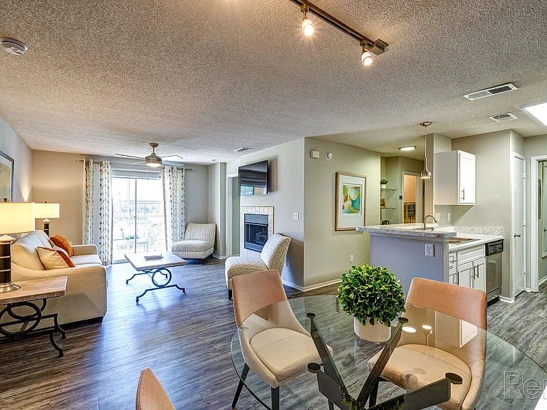 Crestview at Oakleigh Apartments — Photo 40