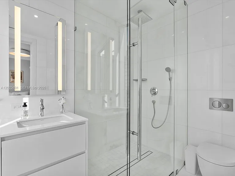 300 Biscayne Boulevard Way #4502E — Photo 27