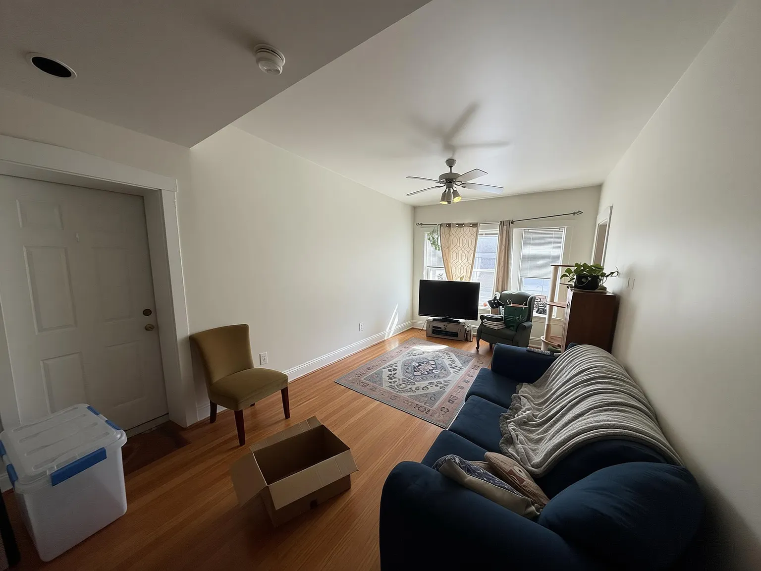 2 bed, 1400 sqft, $2,500 — Photo 3
