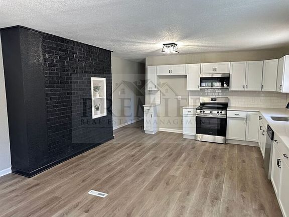 4th image of 5613 Palmer Ave