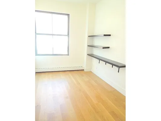 Rented by Mirador Real Estate | media 40