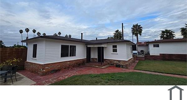 1st image of 104 Peyri Dr
