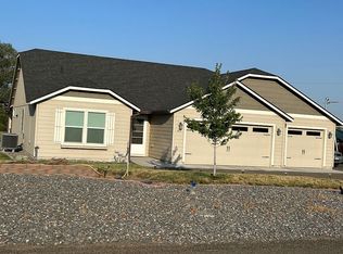 475 College St, Adams, OR 97810