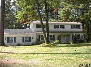 7 Shadow Wood Way, Ballston Lake, NY 12019
