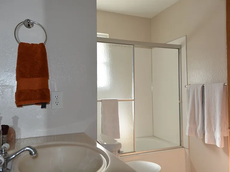 2748 Ganges Pl — Photo 7