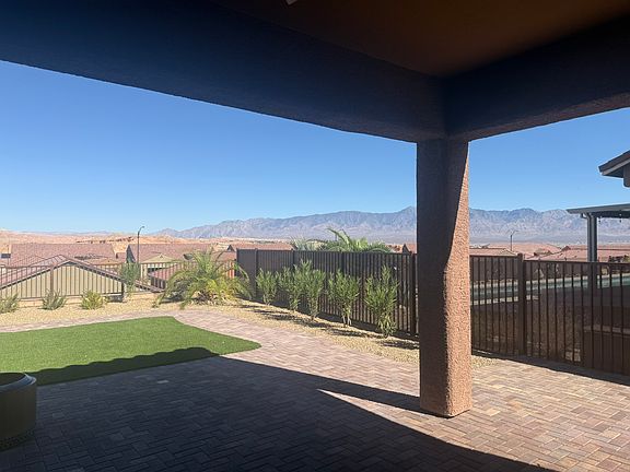 Covered Patio Mountain Views