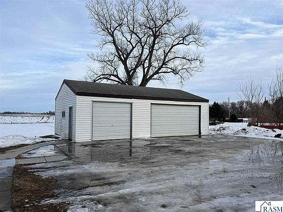 3rd image of 147 5th St N