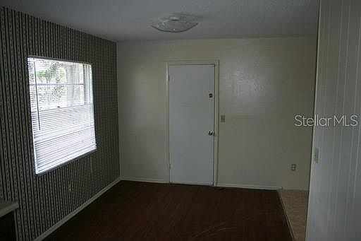 3rd image of 6713 Lodge Ave #10