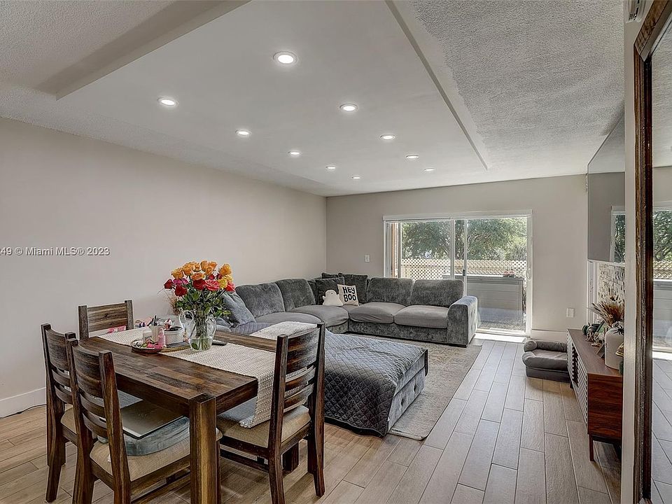 1st image of 13701 Kendale Lakes Cir #B-203