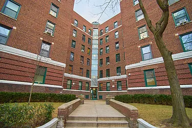Rented by Living New York