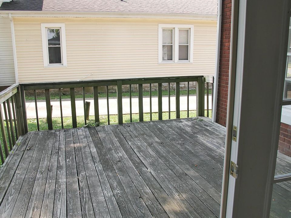 2nd image of 112 State St