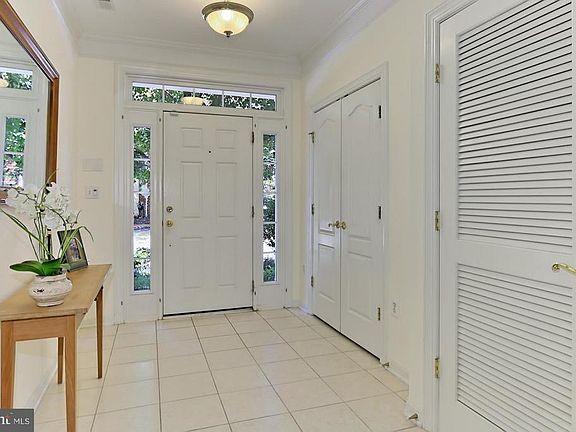 4th image of 5247 Tancreti Ln