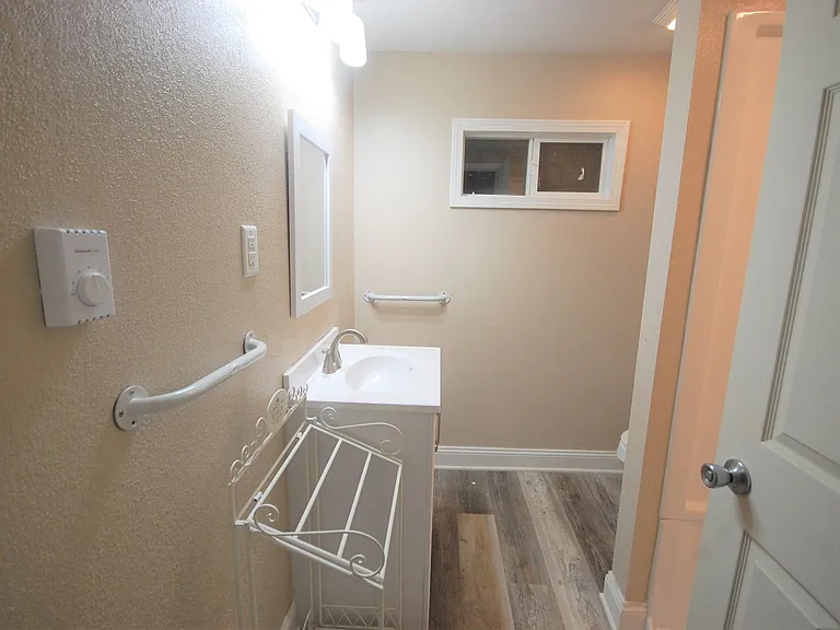 716 Benton St #1-4 — Photo 15