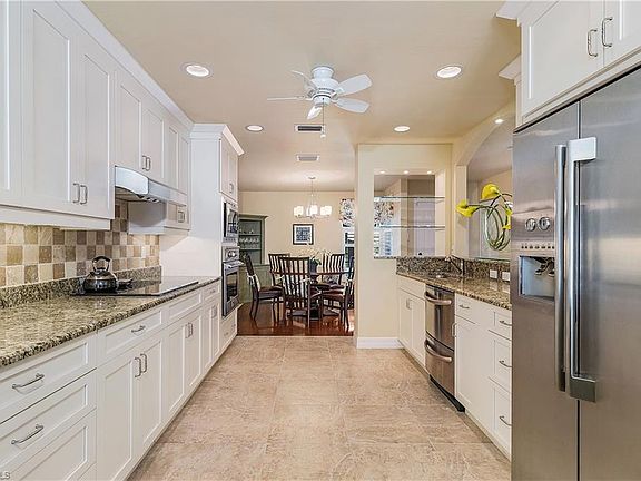 5th image of 5895 Chanteclair Dr APT 123