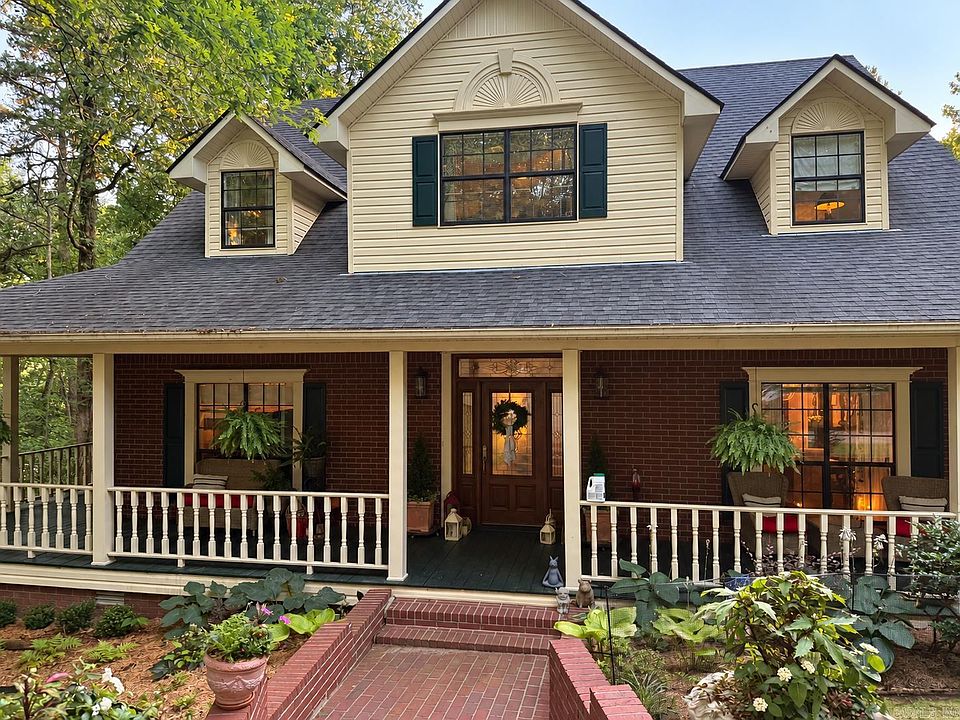 1st image of 3002 Roseman Rd