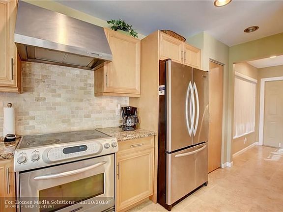 5th image of 5327 NW 65th Ter
