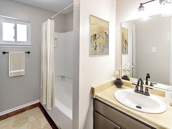 5th image of 375 Westside Blvd #205